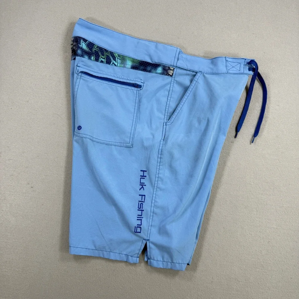 Huk Board Shorts Mens Large Blue Swim Trunks Camo Performance Beach Summer Cargo